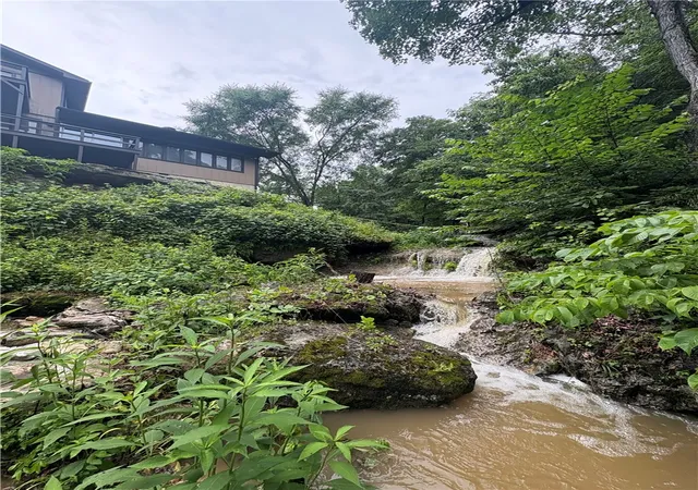 Homes for sale in Eureka Springs, AR | 148 County Road 155, Eureka Springs, AR 72632 | MLS# 1348914