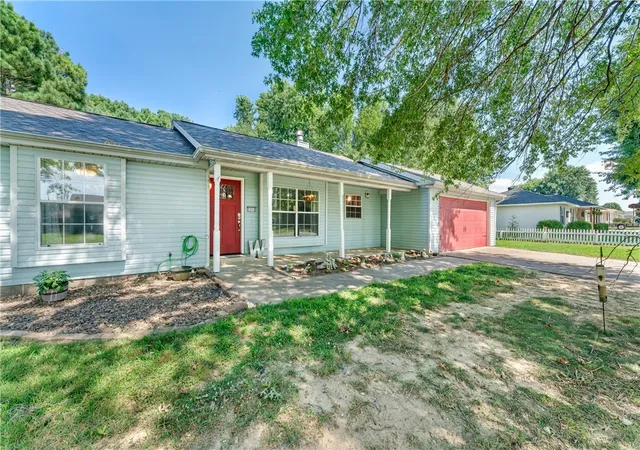 2nd image of 1519 Lancelot St, Lowell, AR 72745 | MLS# 1349162