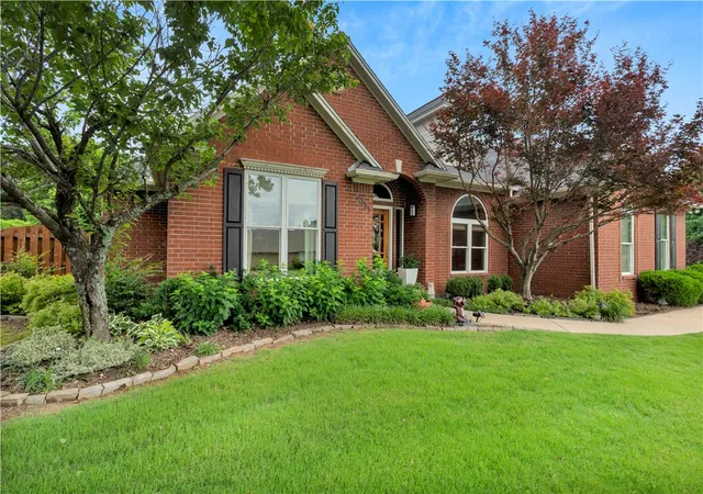 3rd image of 3857 Saulsbury St, Springdale, AR 72762 | MLS# 1349394