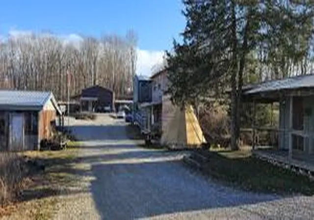 2nd image of 19312 State Hwy M, Cassville, MO 65625 | MLS# 1349425