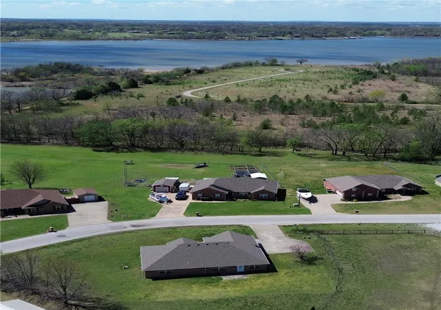 5th image of 2003 Estates Dr, Grove, OK 74344 | MLS# 1349437