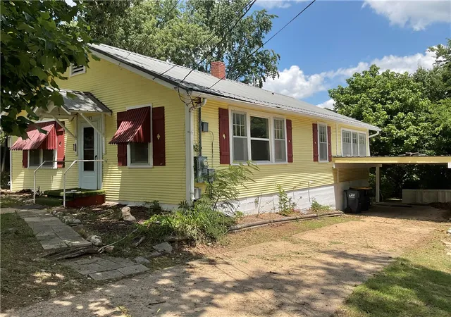 Homes for sale in Harrison, AR | 203 N Pine St, Harrison, AR 72601 | MLS# 1349434