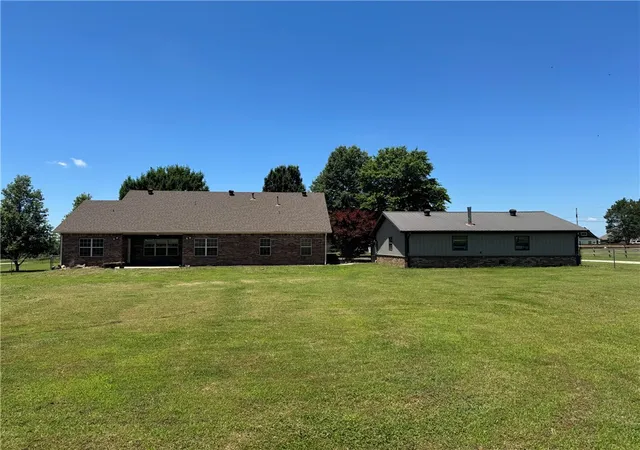 38th image of 12220 Little Elm Rd, Farmington, AR 72730 | MLS# 1349453