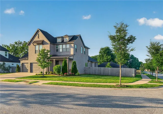 2nd image of 3989 W Dahlia, Fayetteville, AR 72704 | MLS# 1349338
