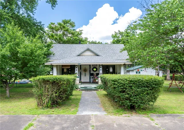 1st image of 312 W Spring St, Sulphur Springs, AR 72768 | MLS# 1349493