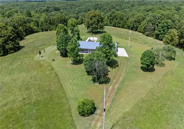Homes for sale in Washburn, MO | 2170 State Hwy 90, Washburn, MO 65772 | MLS# 1349147