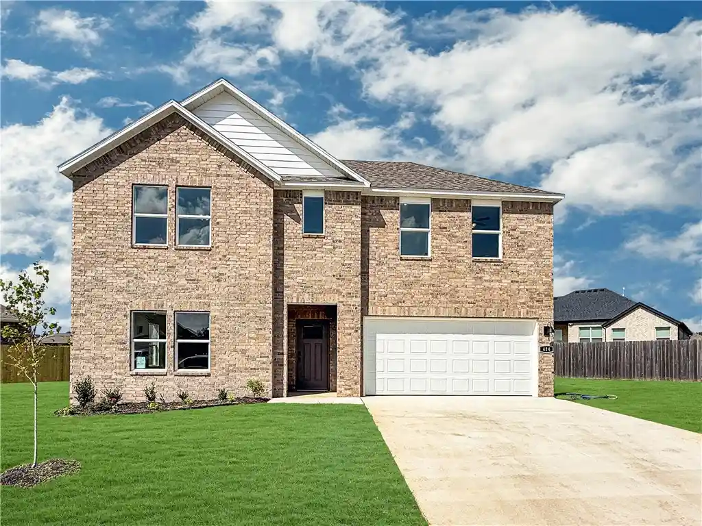 Photo 1 of Sale Pending at 414 W Canada Dr, Farmington, AR 72730 | MLS# 1349536 | Listing updated on 2026-10-25
