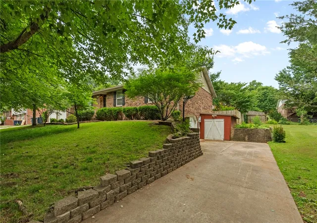 4th image of 302 Tamarind St, Harrison, AR 72601 | MLS# 1349420