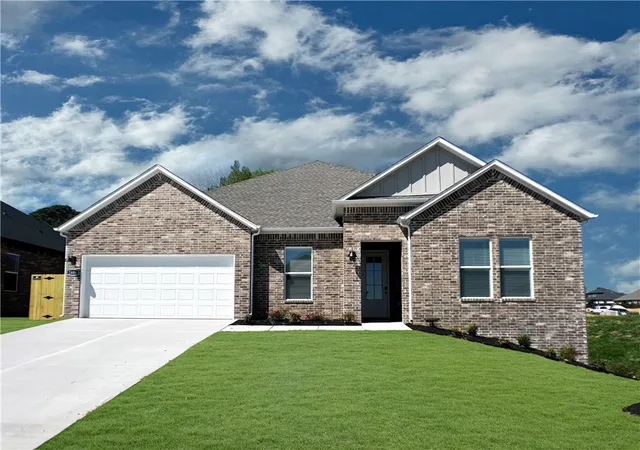Homes for sale in Springdale, AR | 5353 Annika Ave, Springdale, AR 72762 | MLS# 1349622