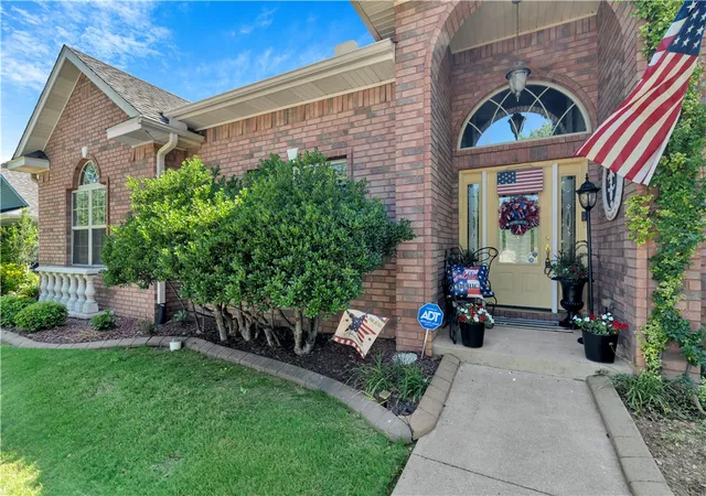 2nd image of 903 June Dr, Springdale, AR 72762 | MLS# 1349526