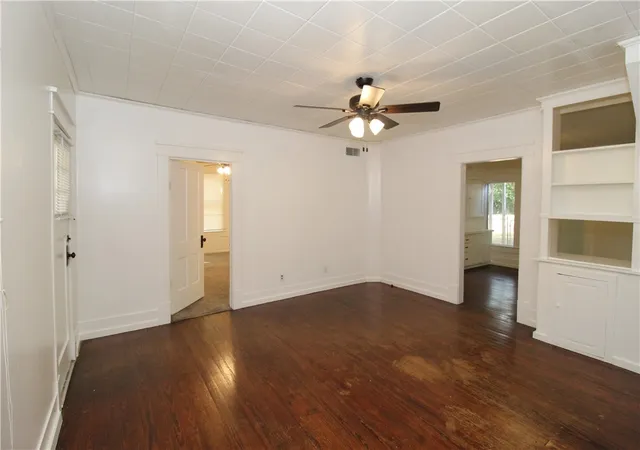 3rd image of 2510 W Wedington Dr, Fayetteville, AR 72701 | MLS# 1347923