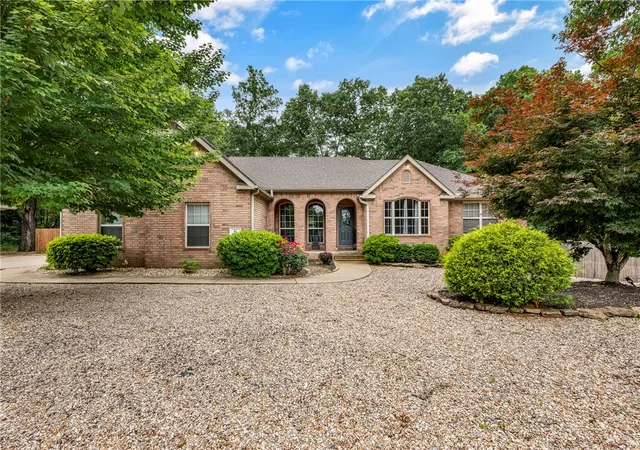 1st image of 91 Granshire Dr, Bella Vista, AR 72714 | MLS# 1349497