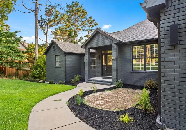 5th image of 24 Acapulco Dr, Rogers, AR 72756 | MLS# 1348737