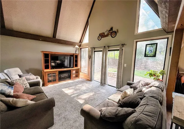 Photo 4 of Sale Pending at 21470 Oak Park Ln, Siloam Springs, AR 72761 | MLS# 1349590 | Listing updated on 2026-07-10