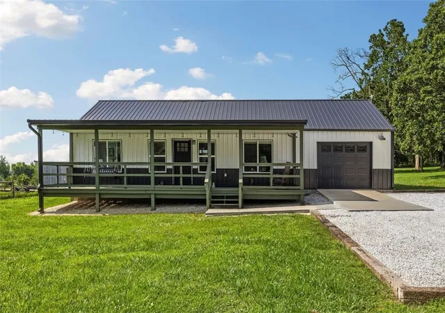 1st image of 18515 Rock Springs Rd, Lincoln, AR 72744 | MLS# 1349824