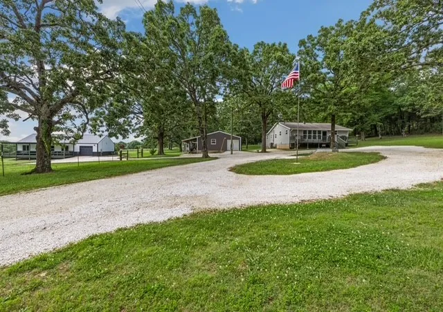 3rd image of 18515 Rock Springs Rd, Lincoln, AR 72744 | MLS# 1349824