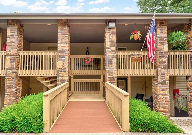 Homes for sale in Branson, MO | 152 Turnberry Dr #3, Branson, MO 65616 | MLS# 1349836