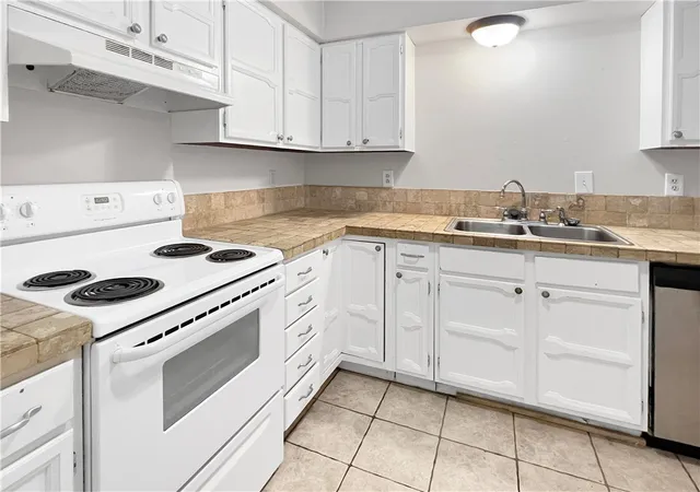 2nd image of 55 Nantucket Dr, Bella Vista, AR 72715 | MLS# 1349772