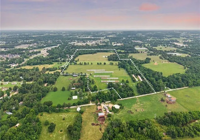image of 20098 E Dawn Hill East Rd, Gentry, AR 72734 | MLS# 1348060