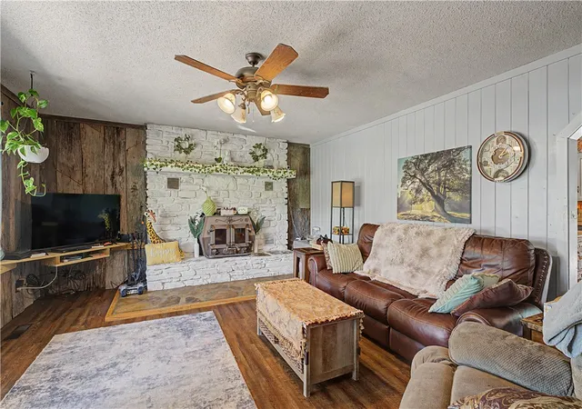 Photo 4 of Single family home for sale at 16698 Harmon Rd, Fayetteville, AR 72704 | MLS# 1350962 | Listing updated on 2026-07-10