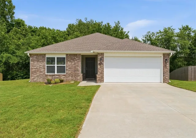 Homes for sale in Farmington, AR | 2670 Broken Spoke Ln, Farmington, AR 72730 | MLS# 1349641