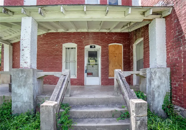 5th image of 195 N A St, Centerton, AR 72719 | MLS# 1350871