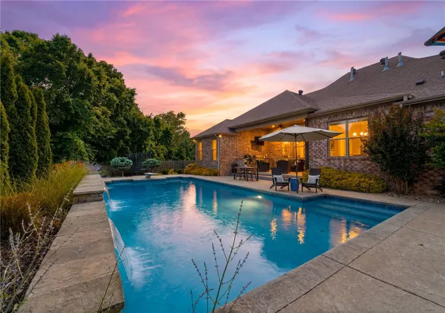 Homes for sale in Cave Springs, AR | 200 Grimsdell Cir, Cave Springs, AR 72718 | MLS# 1350887