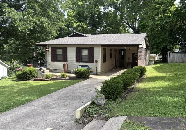 Homes for sale in Harrison, AR | 628 W College Ave, Harrison, AR 72601 | MLS# 1349823