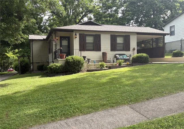 Homes for sale in Harrison, AR | 628 W College Ave, Harrison, AR 72601 | MLS# 1349823