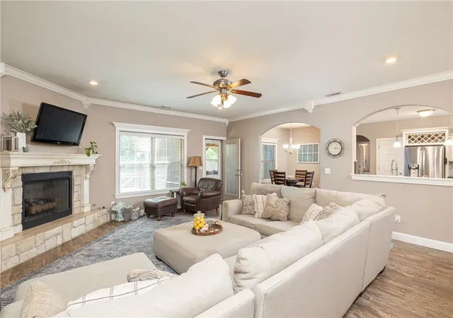 4th image of 1166 Trail Bluff Dr, Fayetteville, AR 72703 | MLS# 1350863