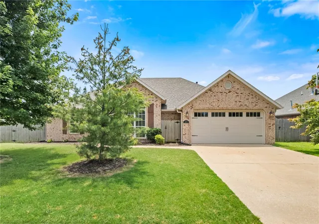 Homes for sale in Cave Springs, AR | 1507 Parkside Cir, Cave Springs, AR 72718 | MLS# 1351069