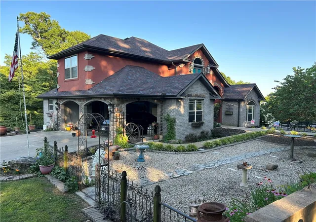 3rd image of 13040 Riders Ln, Gravette, AR 72736 | MLS# 1349776