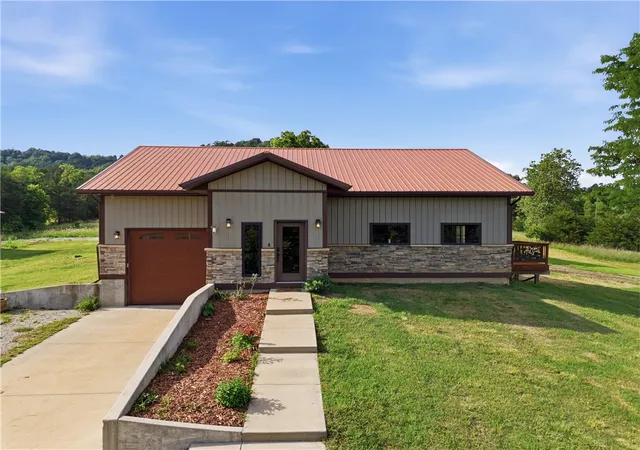 1st image of 7692 Madison 1425 #Lot 7692-209-267, Eureka Springs, AR 72632 | MLS# 1349341