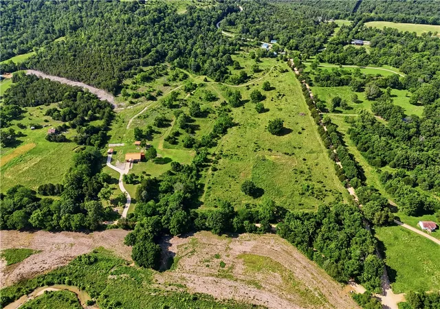 3rd image of 7692 Madison 1425 #Lot 7692-209-267, Eureka Springs, AR 72632 | MLS# 1349341