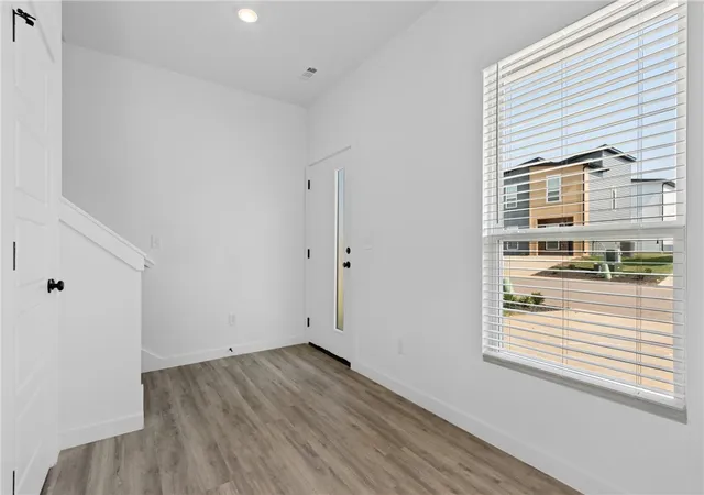 3rd image of 881 Ventnor Ave, Bentonville, AR 72713 | MLS# 1350886