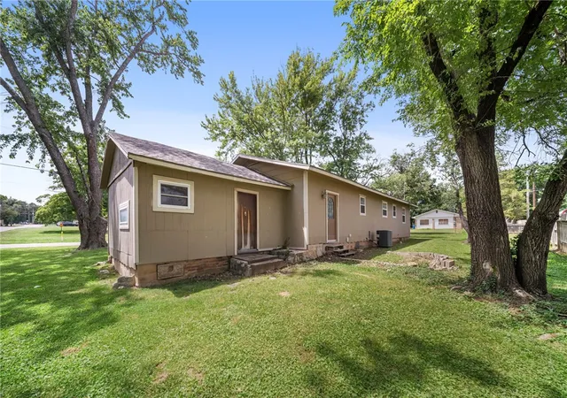 4th image of 900 N Davis St, Pea Ridge, AR 72751 | MLS# 1351128