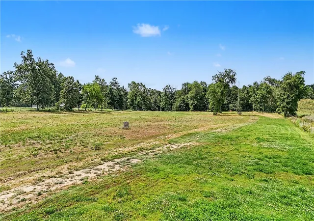 Homes for sale in Gravette, AR | 14500 Hwy 102, Gravette, AR 72736 | MLS# 1349848