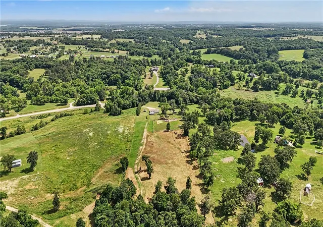 Homes for sale in Gravette, AR | 14500 Hwy 102, Gravette, AR 72736 | MLS# 1349848