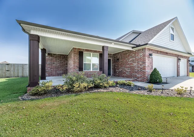 1st image of 13125 Cunard St, Fayetteville, AR 72704 | MLS# 1351132