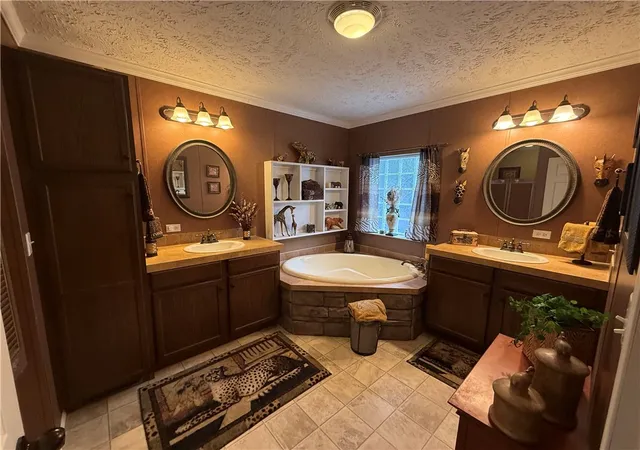 5th image of 1 Suntop Ln, Holiday Island, AR 72631 | MLS# 1351158