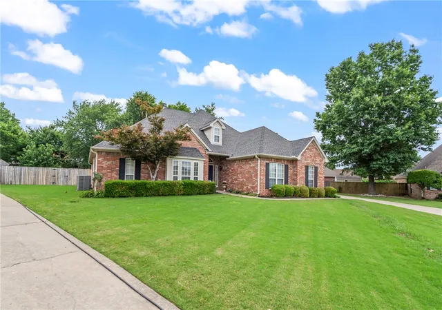 2nd image of 4294 Kingsbury Cvs, Springdale, AR 72762 | MLS# 1351026