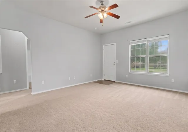 Photo 3 of Sale Pending at 5003 Cross Crk Blvd, Rogers, AR 72758 | MLS# 1351023 | Listing updated on 2026-07-31