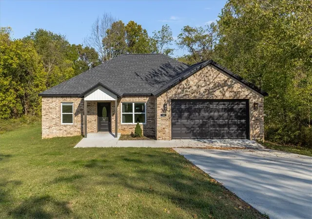 1st image of 10 Olmsted Ln, Bella Vista, AR 72715 | MLS# 1351230