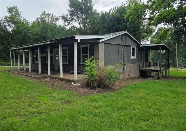 3rd image of 161 Hughes Rd, Lamar, AR 72846 | MLS# 1351254