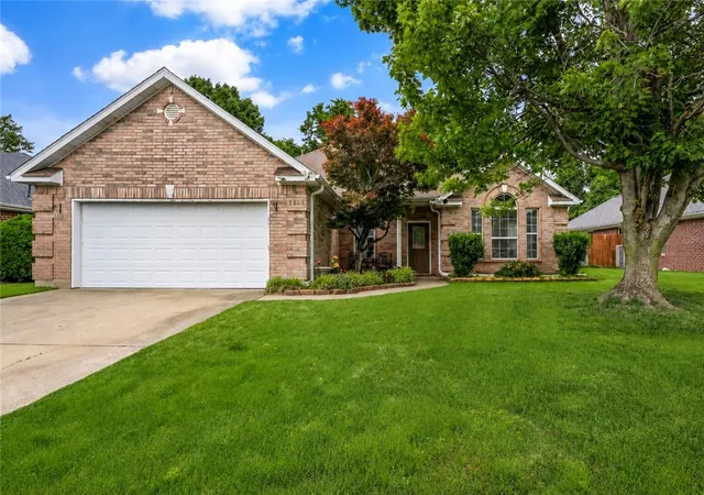 Photo 1 of Sale Pending at 3803 Se 5th Street, Bentonville, AR 72712 | MLS# 1351245 | Listing updated on 2026-07-08