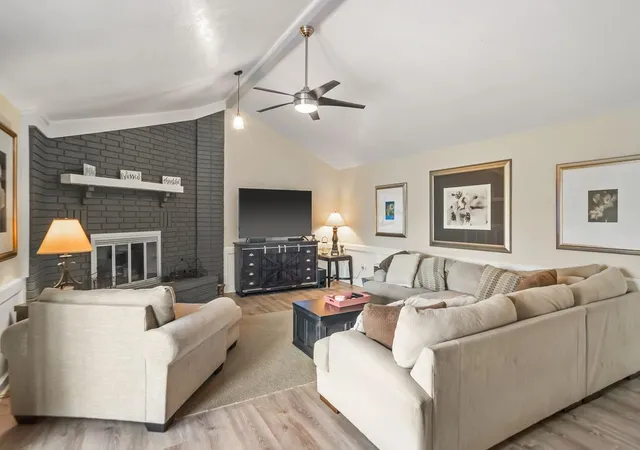 4th image of 836 S Chateau Dr, Rogers, AR 72758 | MLS# 1351087