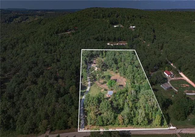 Homes for sale in Elkins, AR | 19398 Tuttle Rd, Elkins, AR 72727 | MLS# 1351243