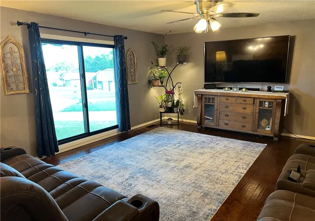 3rd image of 923 Quail Ave, Harrison, AR 72601 | MLS# 1351313