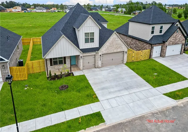 2nd image of 814 Dolcetto St, Springdale, AR 72762 | MLS# 1351303