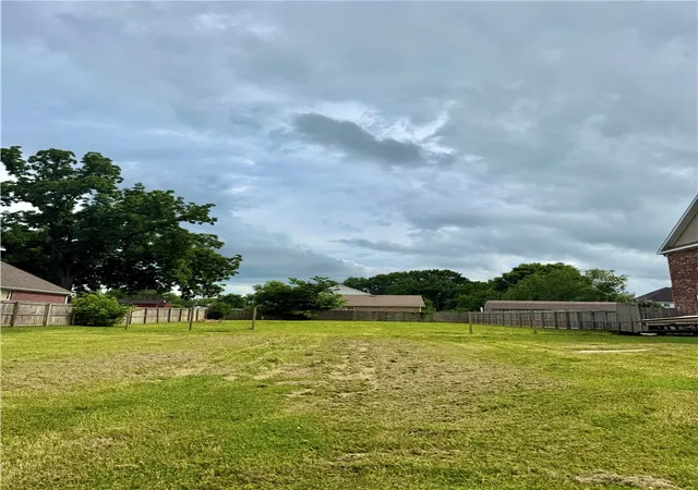 2nd image of 1405 Nw 3rd St, Bentonville, AR 72712 | MLS# 1351310